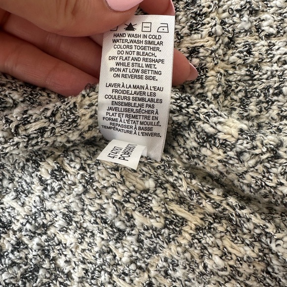 RW&CO. Cream and Gray Knit Cardigan - Picture 6 of 6